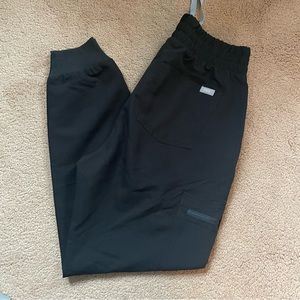 Figs High-Waisted Jogger Scrub Pants🩺